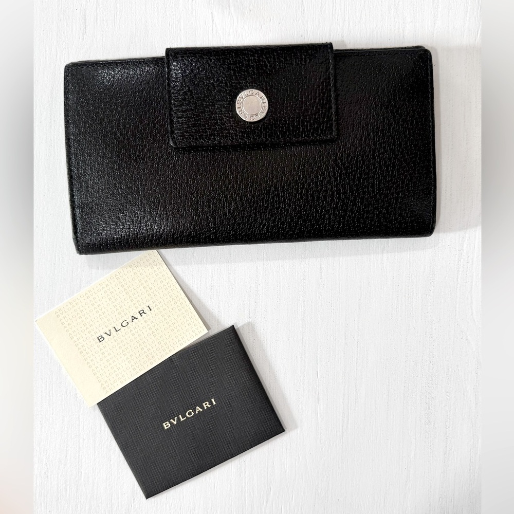 BVLGARI Black Leather Trifold Wallet Organizer Snap Closure